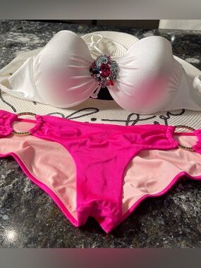 Victoria Secrets embellished bandeau and bottoms 36D/M set